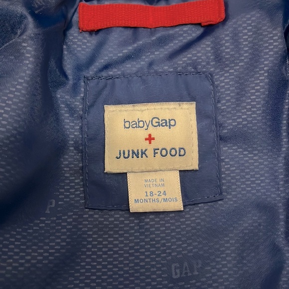 Baby Gap Superman Puffer 18-24 months - Picture 3 of 6